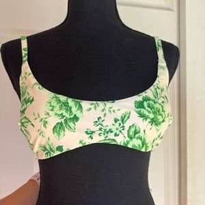 Chic Green Floral bikini Top